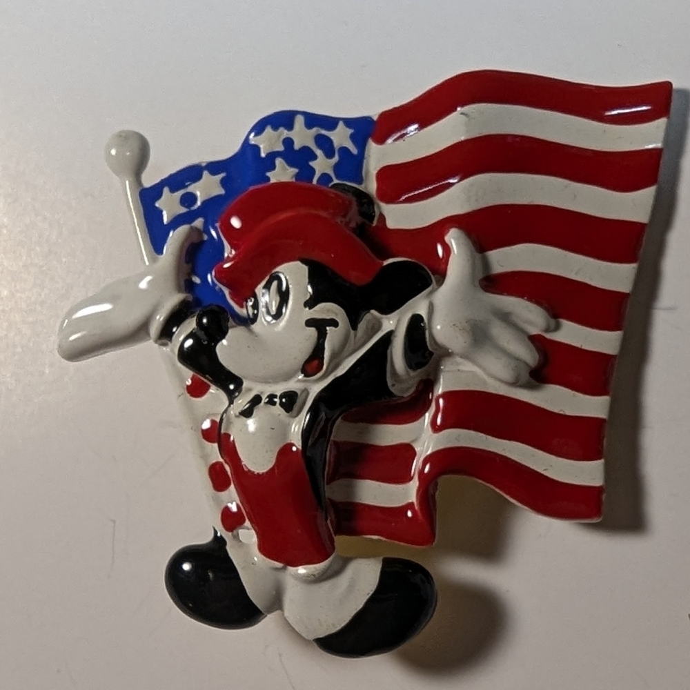 Wendy Gell Disney Mickey Mouse with American flag pin.